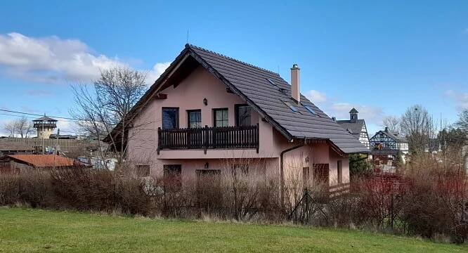 INVESTICE - Prodej pronajatého rodinného domu 5+kk, Stanovice, okr. Karlovy Vary - Auctionreality.cz - realitní kancelář Klatovy