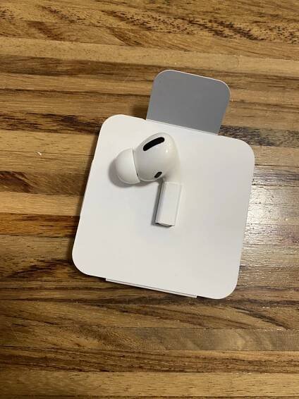 AirPods Pro pravé sluchátko - Apple Bazar