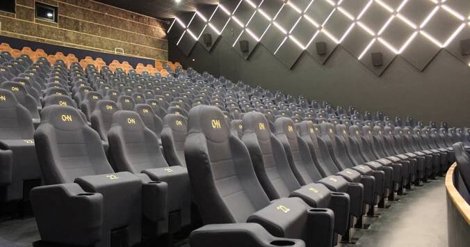 Křesla do divadel, křesla do kin, sedadla stadionů apod. - divadelní křesla | Kinoexport.cz
