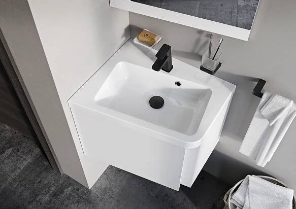 HomeInCube.cz: fotografie Jak na okamžitou a snadnou proměnu koupelny: Zkuste trendy černou