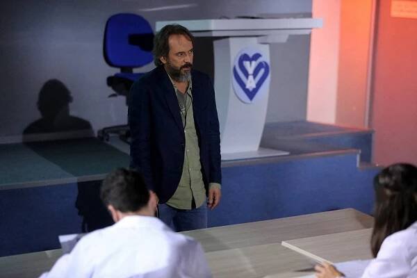 Hekimoğlu - Koruyucu Melekler (S02E37) (2021)