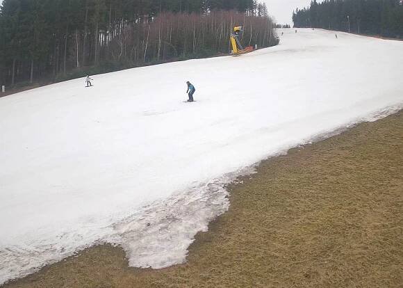 Je dobojováno, skiareál Lipno je zavřený. Hochficht jede dál, tam je sněhu dost