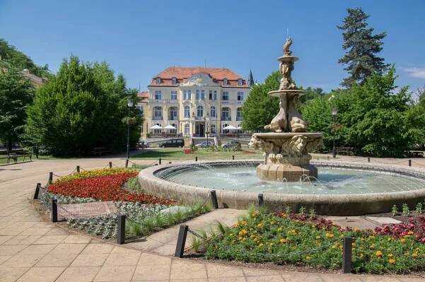 Hotel Krušnohoří - hornickou krajinou UNESCO dovolená