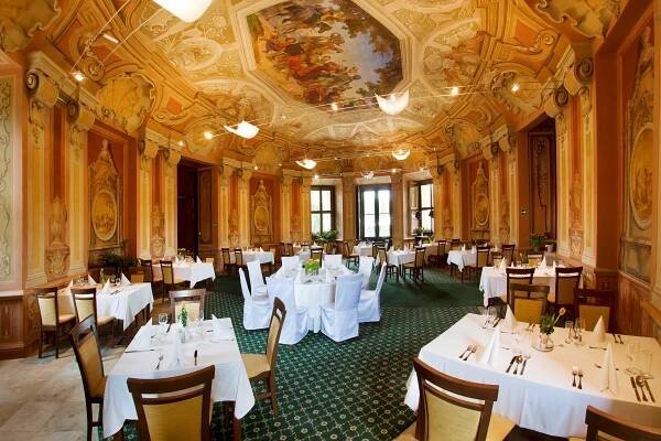 Restaurace na zámku Liblice - Pustit k vodě