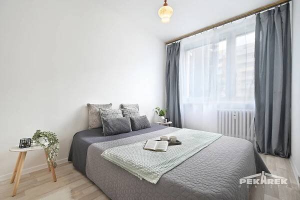 Prodej Byt 2+kk, Janovská, Praha 10 - Horní Měcholupy