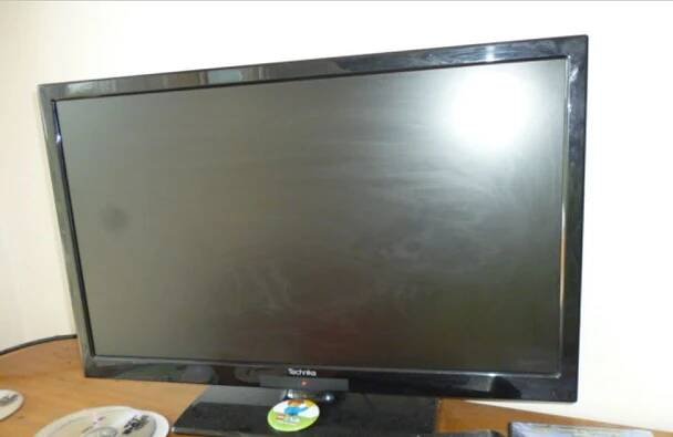 17.3.2016 Dražba LCD televize Technica. Vyvolávací cena 200Kč. - Zisková dražba