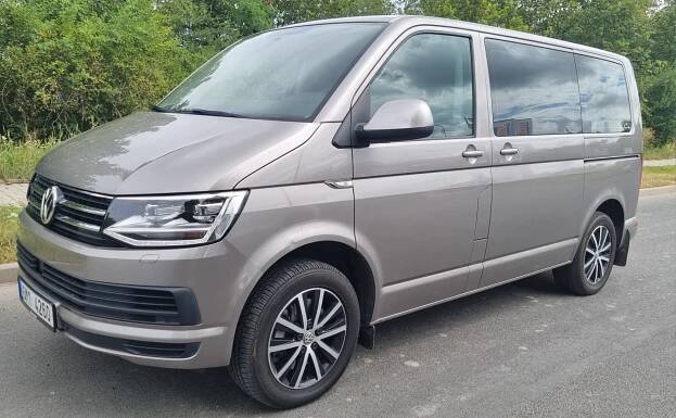 Volkswagen Multivan T6 4x4 DSG 7 míst | 123 Autopůjčovna