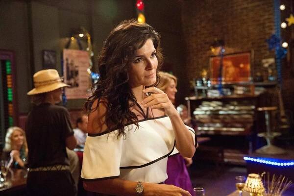 Rizzoli & Isles: Vraždy na pitevně - Konec služby (S07E13) (2016)