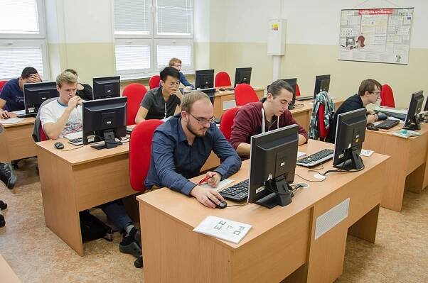 7. až 10. listopadu 2016 - Výsledky celostátní počítačové soutěže Bobřík informatiky | Podkrušnohorské gymnázium, Most