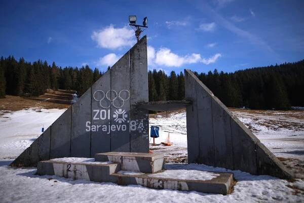 Trosky zimní olympiády v Sarajevu: Socialistická sláva roztála jako padlý sníh
