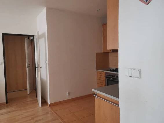 Pronájem bytu 3+kk 78 m², nám. Arnošta z Pardubic, Český Brod, Středočeský kraj