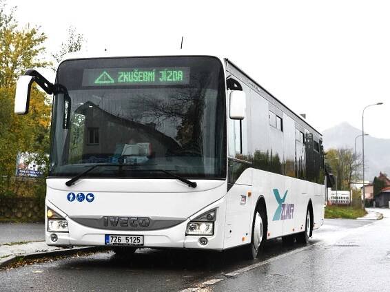 ČSAD Liberec testuje na regionálních linkách hybridní autobus - Zdopravy.cz