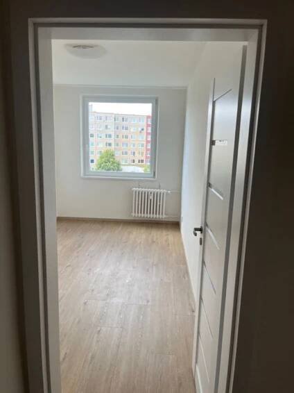 Pronájem bytu 3+1 73 m², Slévačská, Praha, Praha