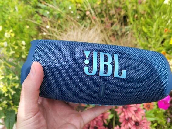JBL Charge 5