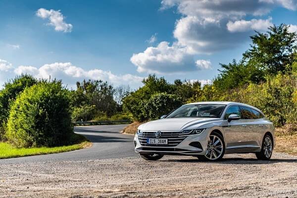 Test - Volkswagen Arteon Shooting Brake eHybrid - WikiCars