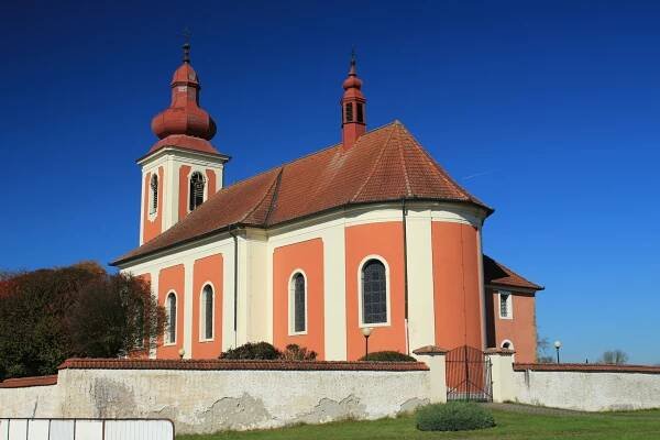 Kostel Nejsvětější Trojice (Malšice)