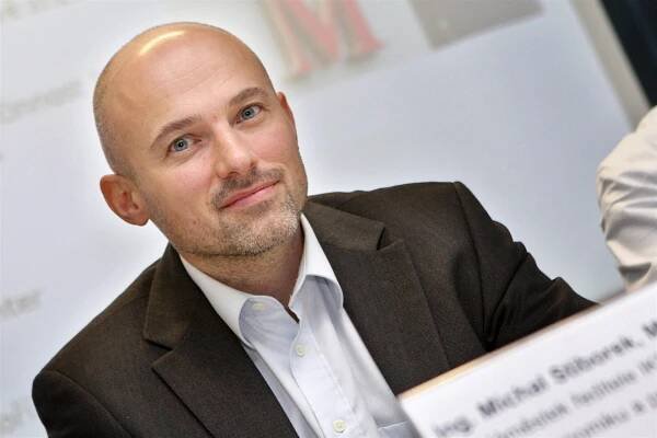 Nemáme problém s lidmi, ale s místem, říká ředitel IKEM Stiborek