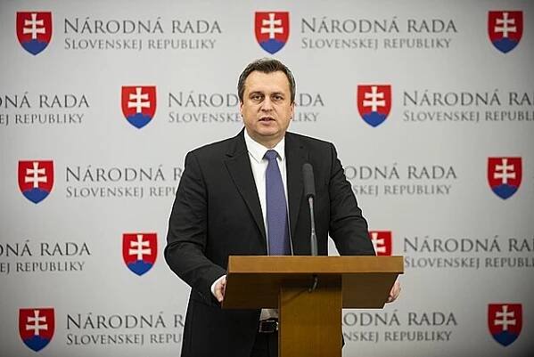 Andrej Danko měl hysterický projev: Se slzami v očích vyhlásil politickou válku a změny k médiím