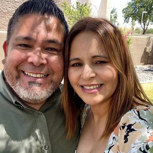 Taste-of-the-NFL-2023-Chefs-Ramon-and-Lucia-Garcia