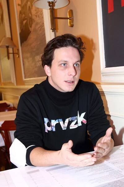 FOTO: Kryštof Bartoš by si chtěl zahrát záporáka. – stránka 59