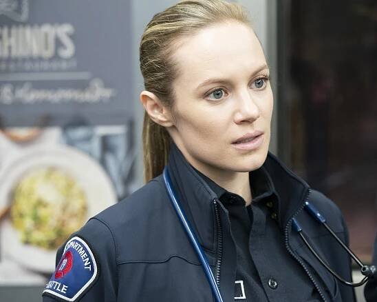Station 19 - V metru - Z filmu - Danielle Savre