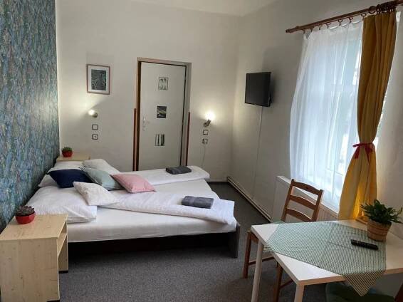 Penzion Slunečnice Dvůr Králové nad Labem Exteriér fotografie