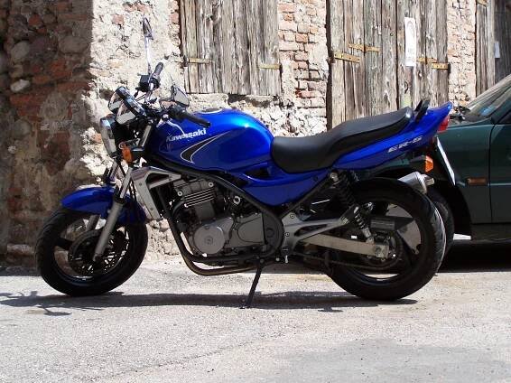 Kawasaki ER-5