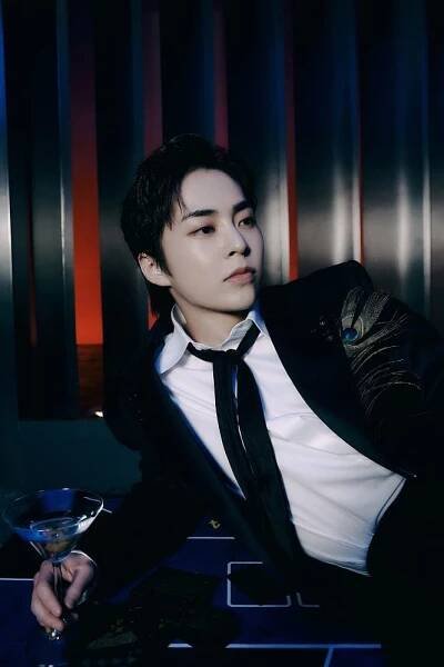 EXO xiumin