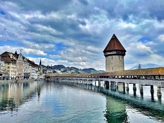 Zug nach Zürich