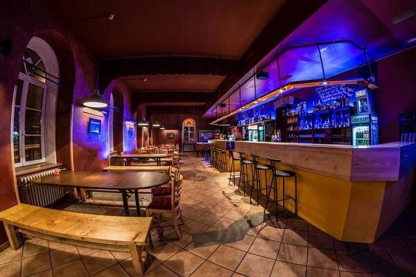 Café Klub Slavie České Budějovice | Apetee