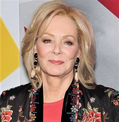 Jean Smart As Rita Blackburn