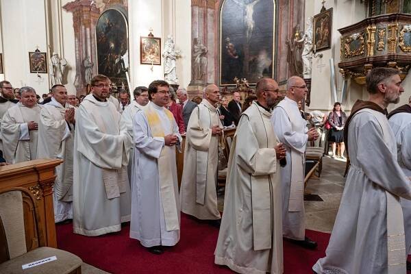 Kněžské svěcení bratra Bruna Maria | Farnost sv. Markéty v Břevnově