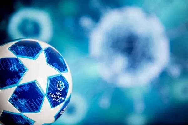 Paříž, Francie, březen. 15. 2020: Football Europa Champions League 2020 Zrušeno nebo odloženo z důvodu pandemie koronaviru, oficiální liga mistrů, — Stock obrázek