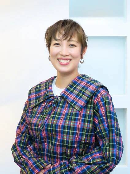 荒井真里子
