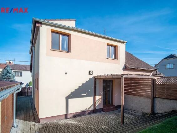 Pronájem rodinného domu 4+kk se zahradou 444m2, Vlašim | Realitní kancelář pro Brno a celou jižní Moravu
