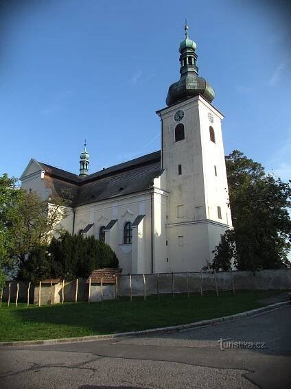 Náměstí Svobody v Buchlovicích - Náměstí | Turistika.cz