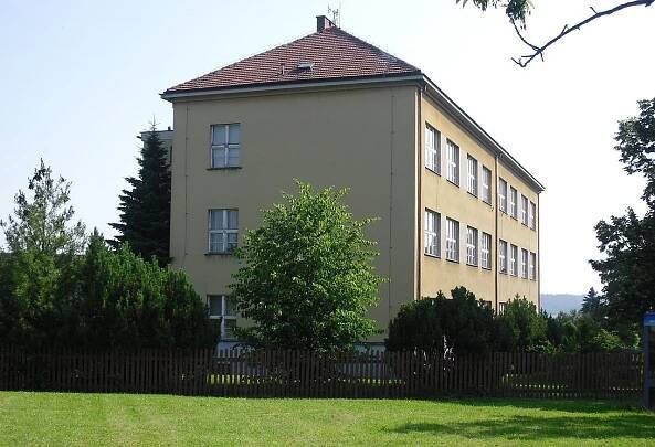 Category:Zruč-Senec - Wikimedia Commons