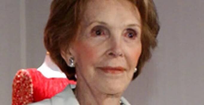 Zemřela bývalá první dáma USA Nancy Reaganová
