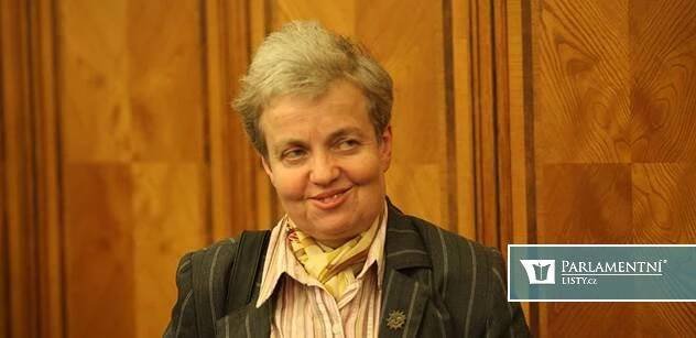 „Nezasloužíte si.“ Dana Drábová se odmlčí. Toto vzkázala Čechům