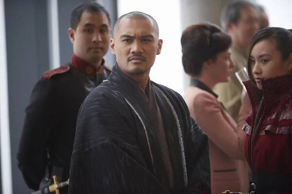 Dark Matter - But First, We Save the Galaxy - Z filmu - Alex Mallari Jr., Ellen Wong