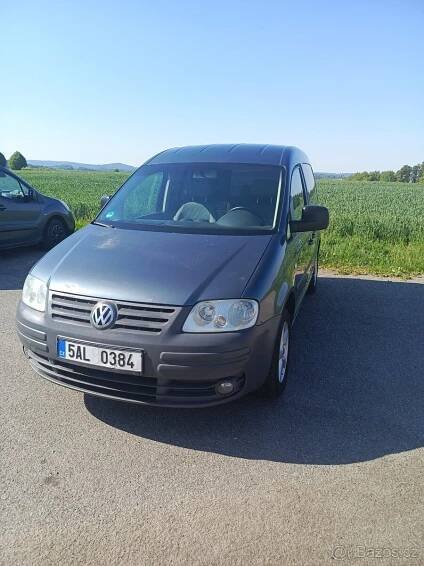 Volkswagen Caddy life 7 míst - verze bez DPF 