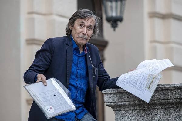 Zemřel liberecký herec Ladislav Dušek, hrál estébáka v seriálu Vyprávěj