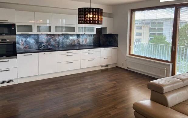 3+kk, Modrého, Praha, 85 m²