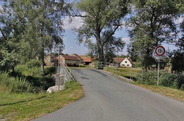 Most přes Černý potok