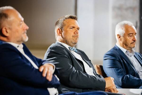 Dělejte to jako Česká filharmonie. Politici debatovali o kultuře