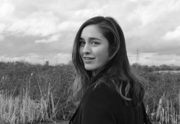 Danielle Galligan From Shadow And Bone Welcomes Us To The Grishaverse Vanity Teen 虚荣青年 Lifestyle & New Faces Magazine