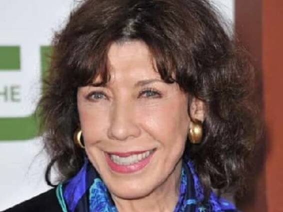 Lily Tomlin, Biography, Early Life, Age, Career, Net Worth, Relationship