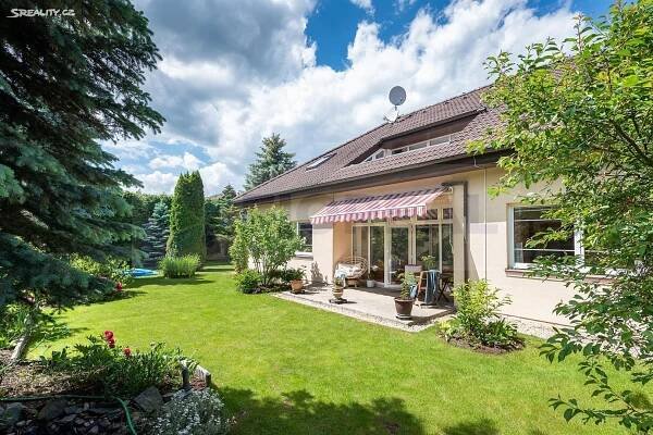 Prodej  vícegeneračního domu 260 m², pozemek 816 m², Nad Obcí, Psáry - Dolní Jirčany
