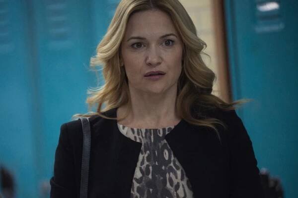 Zrazená důvěra - Z filmu - Victoria Pratt