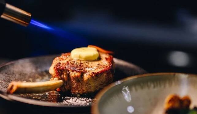 Nejlepší restaurace | Pavillon Steak House | MotoGPBrno.com